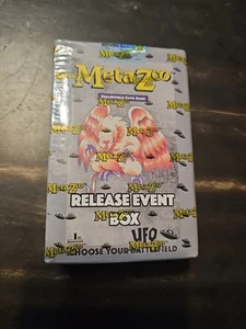 MetaZoo TCG: UFO Release Event Deck Box 1st Edition - Picture 1 of 2
