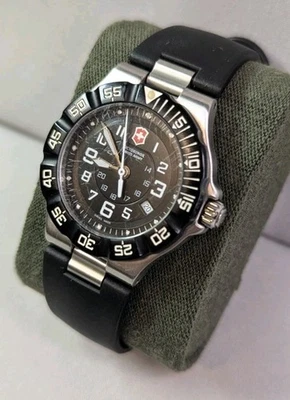 Vintage Victorinox Swiss Army Women's Swiss Dive Style Quartz Watch, Works! - Image 1 of 4