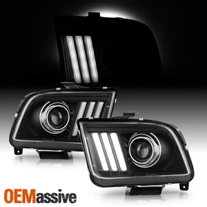 Par de faros proyectores negros para Ford Mustang 2005-2008 [LED haz alto/bajo] - Imagen 1 de 7