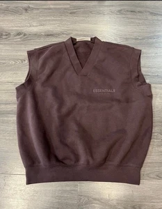 Fear Of God Essentials Size Medium Sweatshirt Vest Burgundy Fleece Lined - Picture 1 of 5