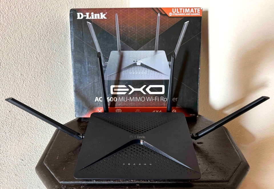 WiFi Router D-Link DIR882 AC2600 – Perfette Condizioni, Prestazioni Top! - Immagine 1 di 1