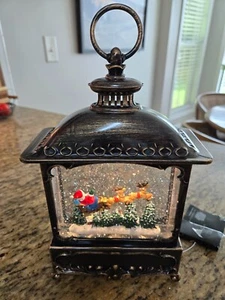 Santa's Sleigh Snow Globe - Light Up -  Illuminated - NEW - Picture 1 of 5