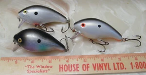 LOT OF 3 Mann's ONE MINUS 1- Crankbait FISHING LURE BASS SHALLOW DOUBLE STAMPED - Picture 1 of 3