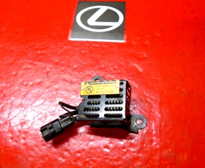 01-05 LEXUS IS300 82695-53010 056777-0690 MÓDULO RESISTENCIA LUZ DE CIRCULACIÓN DIURNA Foto 1 de 4