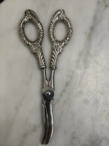 Vintage Sterling Silver Handle Ornate Grape Scissors Shears Made In ITALY - Picture 1 of 6