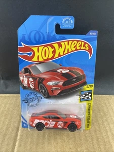 Hot Wheels HW Speed Graphics 2018 Ford Mustang GT 2/10, PIÙ OGGETTI SPEDIZIONE $1 - Foto 1 di 3