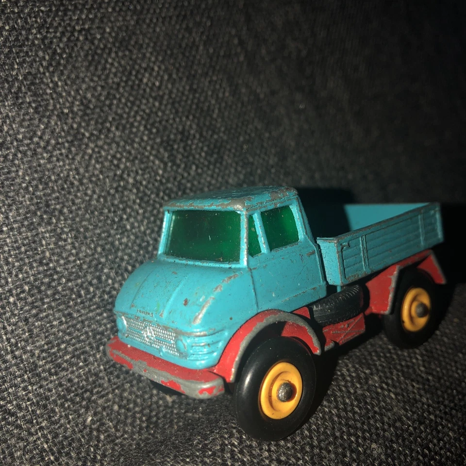 Lesney Matchbox 梅赛德斯 Unimog 卡车 49 号蓝色英国制造 — 第 1/4 张图片