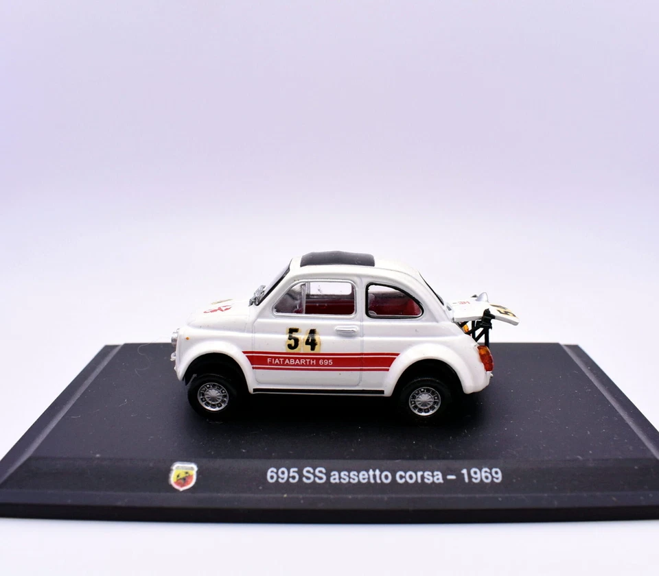 Modellino auto FIAT 500 ABARTH 695 n.54 scala 1:43 diecast modellismo collezione - Immagine 1 di 1