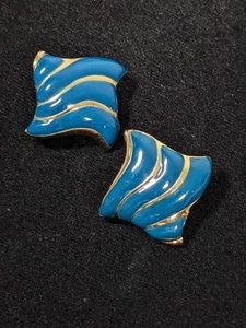 Vintage Green Blue Enamel Wavy Square 80s 90s Clip On Earrings - Picture 1 of 7