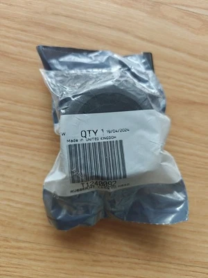 Triumph Intake Boot Engine Side Rubber HT Carb To Head T1240092 - Image 1 of 3