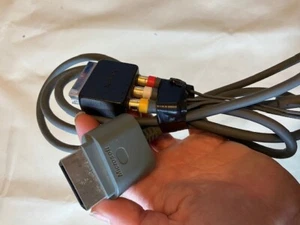 Microsoft XBOX 360 Official Genuine AV Cable RCA Composite TV Lead Grey  - Picture 1 of 2