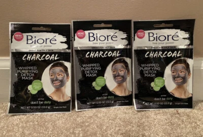 Lote de 3 Mascarillas Desintoxicantes Purificantes Batidas Carbón Biore para Piel Grasa Foto 1 de 2
