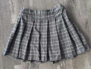 Girls Woven Pleated Plaid Skirt Cat & Jack Lavander - Picture 1 of 4