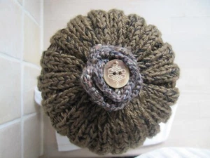 Tolle selbstgestrickte Mütze Wollmütze Trachtenmode - Bild 1 von 4
