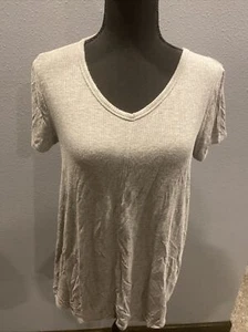 Art Class Girls Gray Striped Ribbed V Neck Short Sleeve Top Size XL - Picture 1 of 7