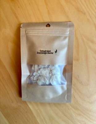 100% Organic dehydrated sourdough starter instructions included  Foto 1 de 4