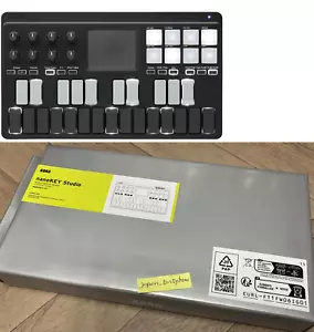 KORG NANOKEY-ST nanoKEY Studio Mobile Midi Keyboard Controller Bluetooth - Picture 1 of 7