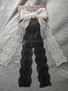 BRAND NEW In Package Piper K Set Of 2 Lace Bows Black And White - Picture 1 of 6