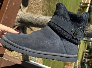 UGG Australia Cambridge Damen-Strickstiefel Größe 8 marineblau Wildleder Lammfellschuhe - Bild 1 von 9