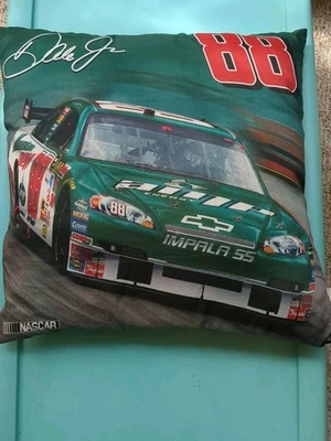 Almohada Dale Earnhardt AMP 88 18x18 Foto 1 de 4