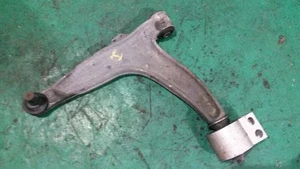 FRONT LEFT LOWER SUSPENSION ARM / 325880 FOR OPEL SIGNUM 3.0 V6 CDTI CAT Y 30 D - Picture 1 of 9