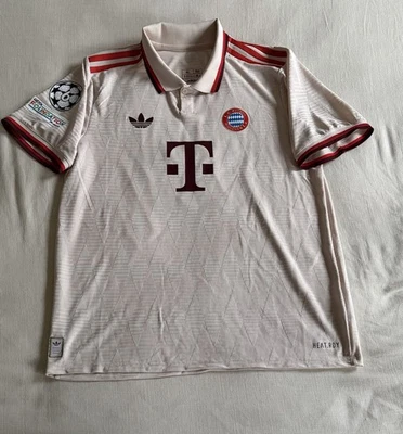 Camiseta de futebol Adidas FC Bayern Munich 2024/25 terceiro kit masculina tamanho XL autêntica! - Imagem 1 de 4