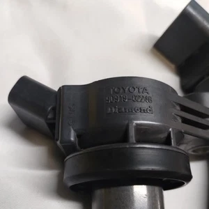 2004 - 2010 Toyota/ Lexus 3.3L V6 Direct Ignition Coil 90919-02246 (QTY:3) - Picture 1 of 5