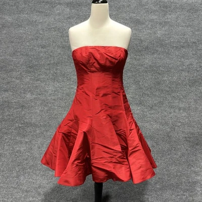 Vestido Ralph Lauren para mujer 6 rojo seda sin tirantes calce y acampanado cóctel fiesta Foto 1 de 4