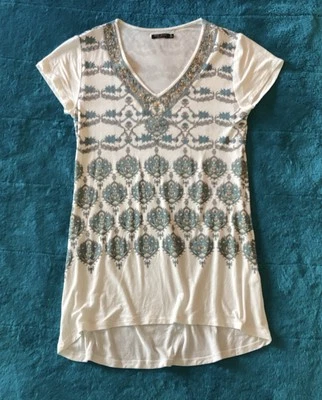 Top Max Jeans para mujer pequeño con cuentas Foto 1 de 4