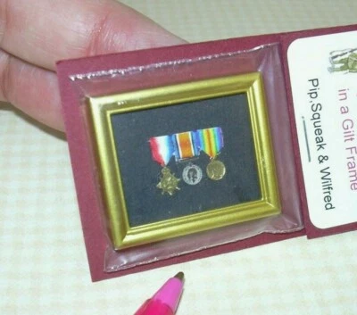 THE DOLLS HOUSE MALL Miniature GOLD Framed WW1 Medals Pip/Squeak/Wilfred DOLLHOUSE Miniatures 1:12