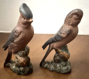 Vintage Lot of 2 CERAMIC BIRDS BLUE JAY PARAKEET Brown Black Unbranded 1970s - Picture 1 of 6