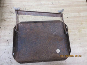 JOHN DEERE425 445 455 Lawn Tractor Battery Tray and hold down clamps - Picture 1 of 1