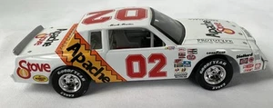 MARK MARTIN #02 "APACHE STOVE" 1982 BUICK REGAL 1/24 LIONEL NASCAR CLASSICS - Picture 1 of 8