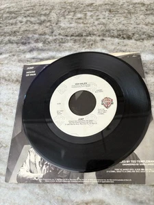 1983 VAN HALEN - JUMP b/w HOUSE OF PAIN - 45 RPM NM & PIC SLEEVE - Picture 1 of 5