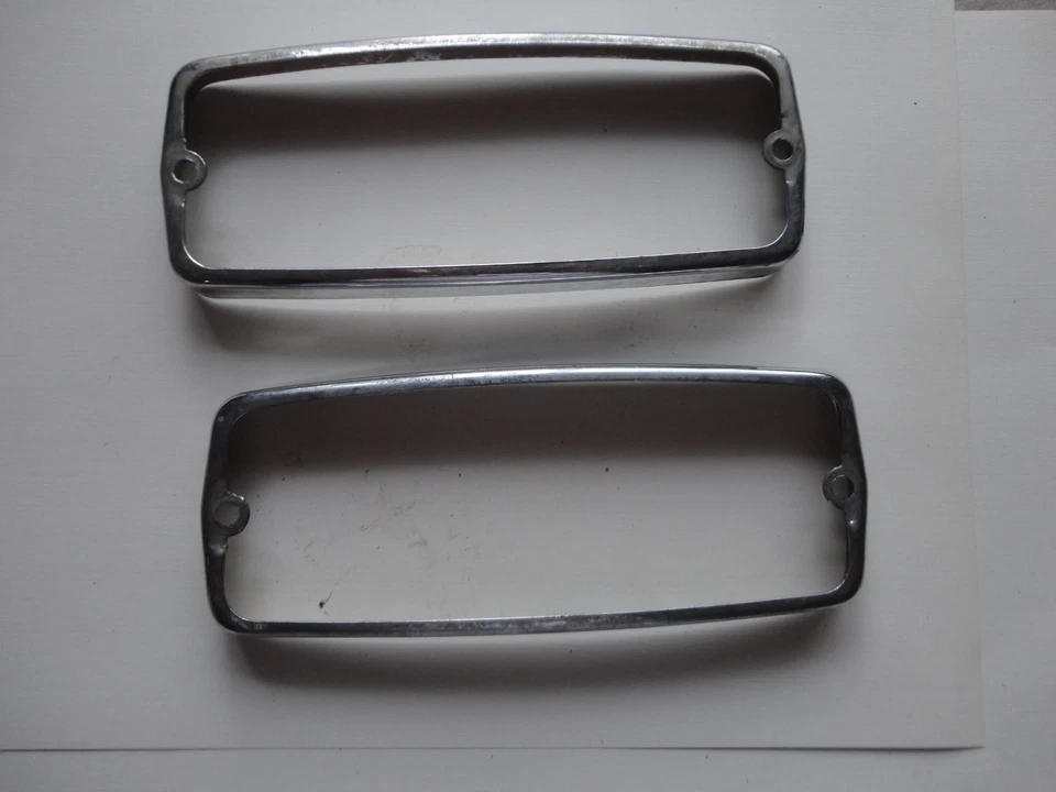 Par de llantas intermitentes delanteras MG MGB, 1963-74 Foto 1 de 4