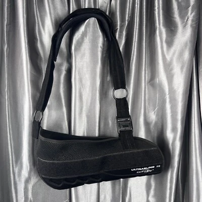 Donjoy Ultrasling III Talla Med Negro Brazo Ajustable Eslinga - Sin Almohada Reversible Foto 1 de 4
