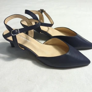 Fereshte NWOB Women's Size 7.5 Navy Kitten 2 Inch Heel - Picture 1 of 5