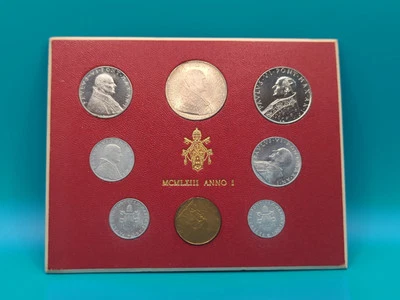 1963 Vatican Set of 8 Coins - Image 1 of 2