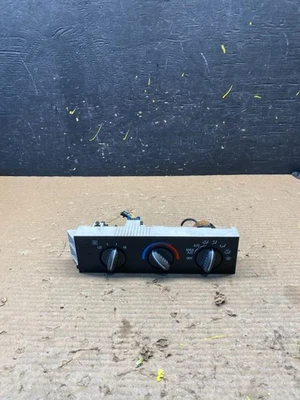 GMC Chevrolet Express 1500 2001-2007 control de clima aire acondicionado S8911 DG Foto 1 de 4