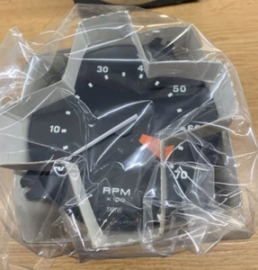 TRIUMPH TKC 2510 TR7 REV COUNTER HEAD - Picture 1 of 4