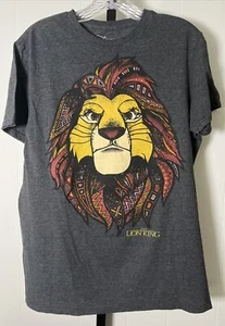 Camicia media uomo Disney Re Leone grigia Simba Mufasa manica corta maglietta casual - Foto 1 di 4