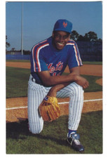 New York Mets Dwight Gooden 3 & 1/2 x 5 & 1/2 postcard