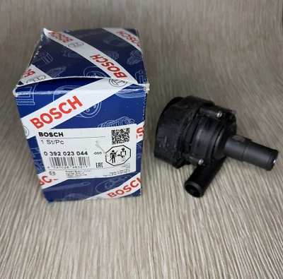 Bomba de agua auxiliar Bosch 0392023044 Mercedes-Benz 2048350264 Alemania Foto 1 de 4