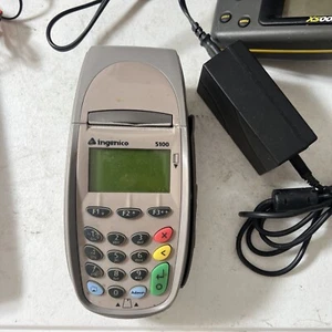 Ingenico 5100 Dual Comm Credit Card Terminal EMV/SmartCard Reader & Power Cord - Picture 1 of 3