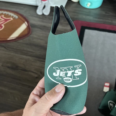 New York Jets Logo Neoprene 1/2 Liter Water Bottle Cover Holder Cover