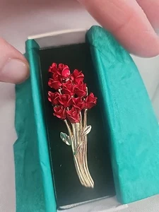 Vintage Avon Boxed Dutzend Rosen Anstecknadel Brosche rot goldfarben - Bild 1 von 2