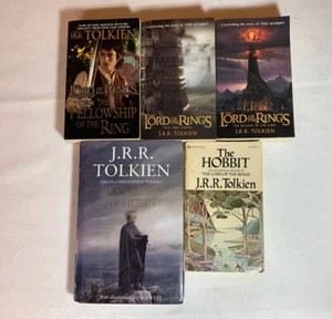 Set of 5, The Lord of the Rings, The Hobbit, and The Children of Hurin - Imagen 1 de 12