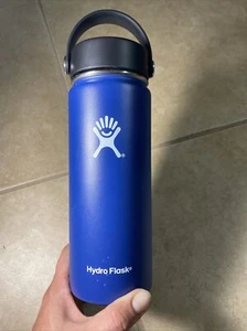 Hydro Flask Wide Mouth Vacuum Water Bottle Flex Cap 18oz Navy Blue leakproof - Picture 1 of 7