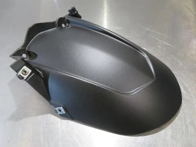 EB1347 2021 21 APRILIA RSV4 GUARDABARROS TRASERO DE FÁBRICA Foto 1 de 4