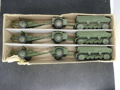 DINKY TOYS 162 691 18 Pounder Field Gun Unit in Export Trade Box of 3 - Image 1 of 4